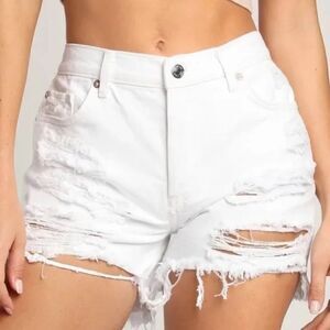 We the Free Maggie Mid-Rise Jean Shorts Optic White Size 27 Destroyed Distressed